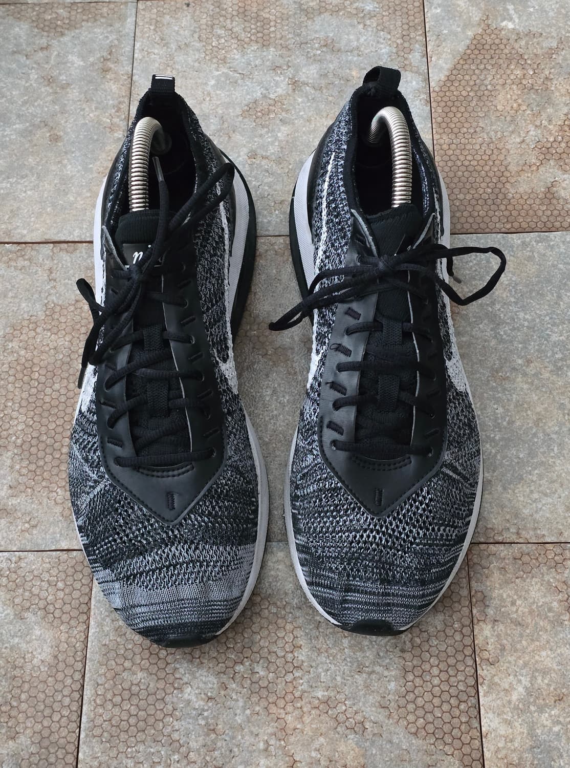 (280)나이키 에어맥스 플라이니트 레이서  상품이미지2