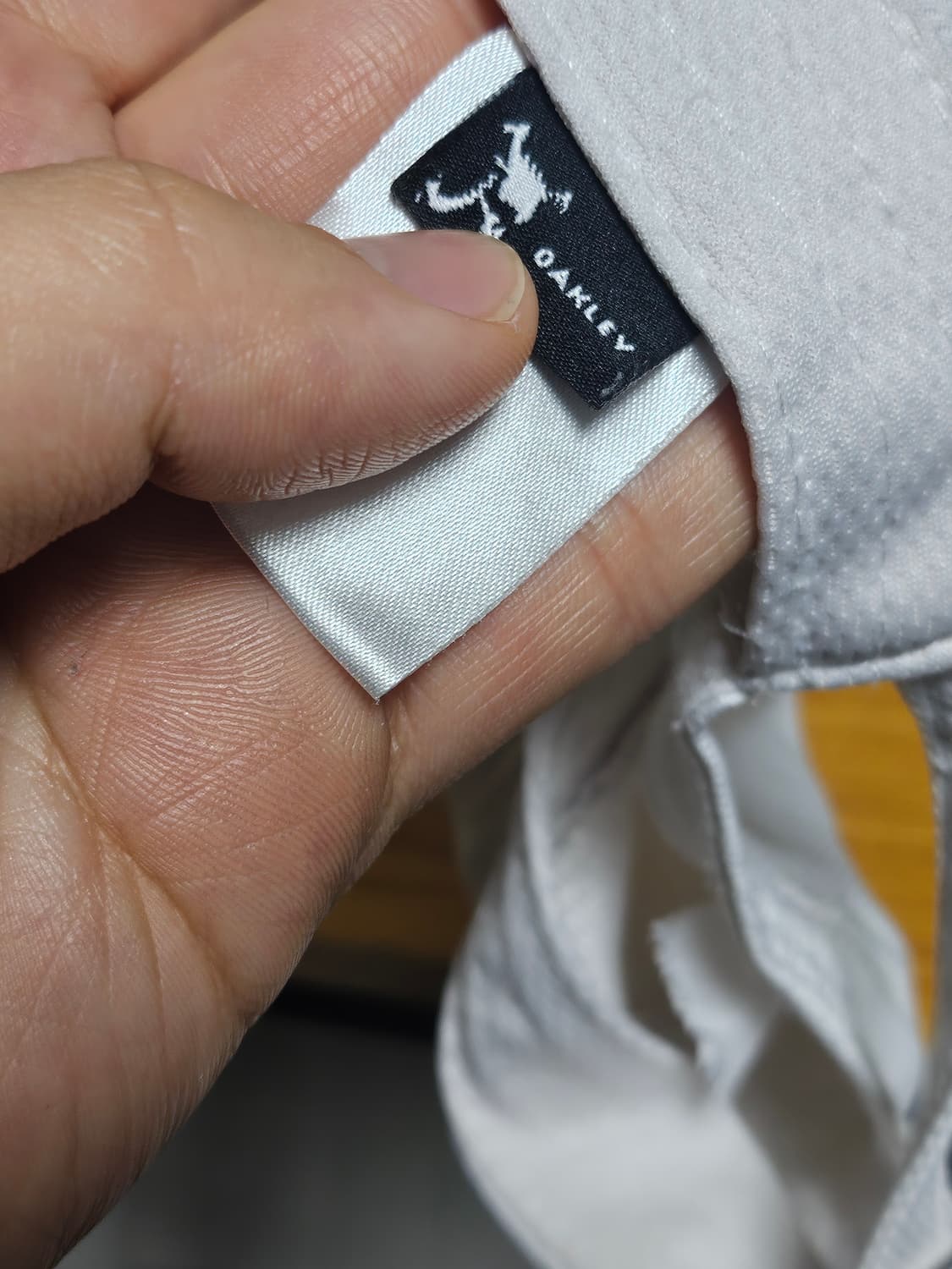 오클리 스컬로고 군모 화이트 상품이미지3