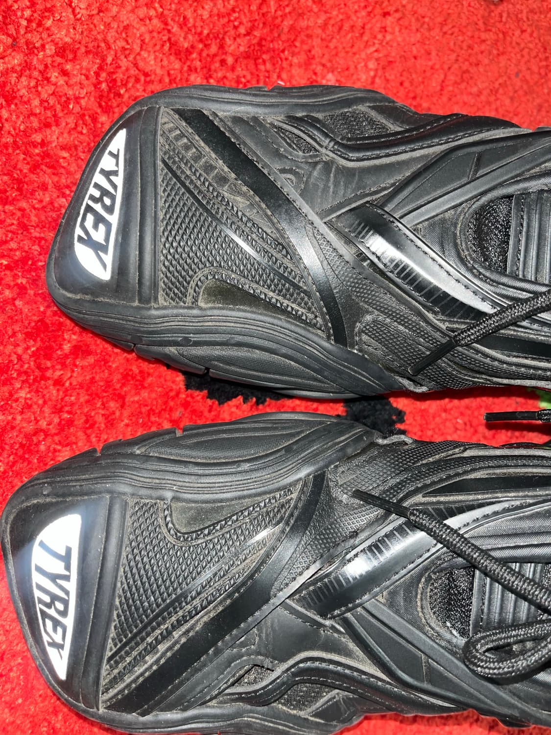 발렌시아가 타이렉스 40 상품이미지3