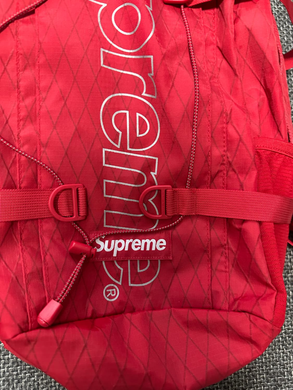 슈프림 백팩 레드 상품이미지3