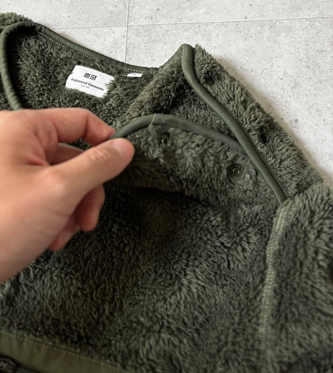 유니클로 x 엔지니어드 가먼트 플리스 스웻셔츠 L 상품이미지4