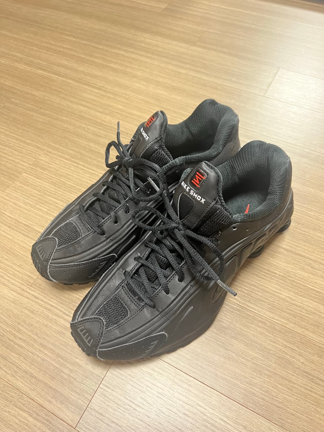 나이키 샥스 R4 블랙 290 상품이미지1