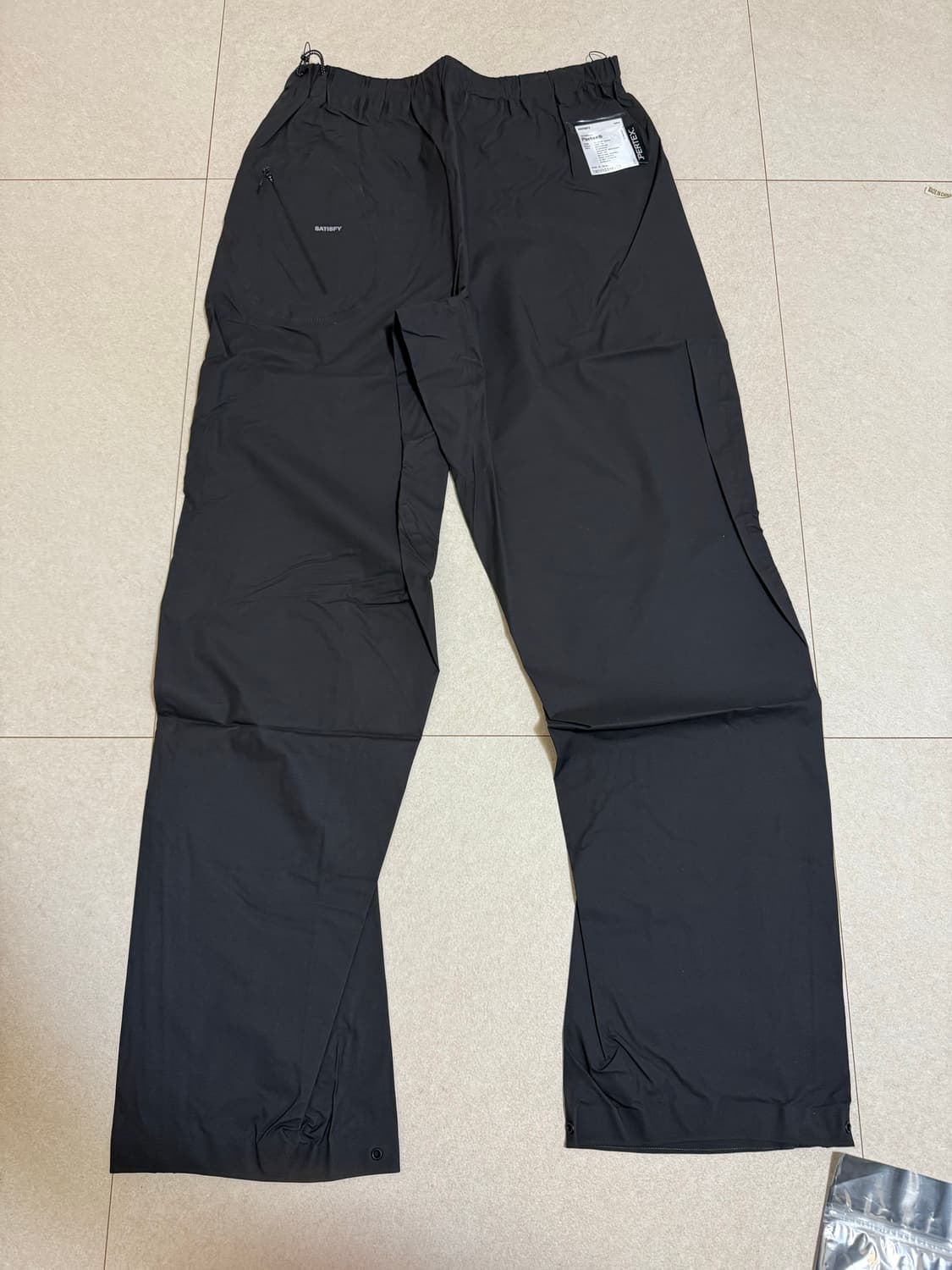 Satisfy 3L rain pants black 상품이미지1
