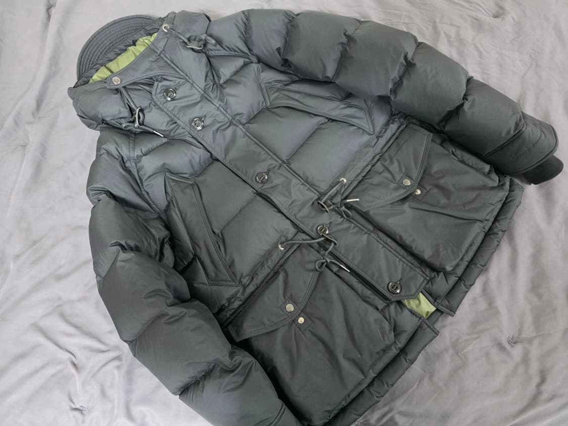 이스트로그 유틸리티 패딩 24FW 블랙 상품이미지3