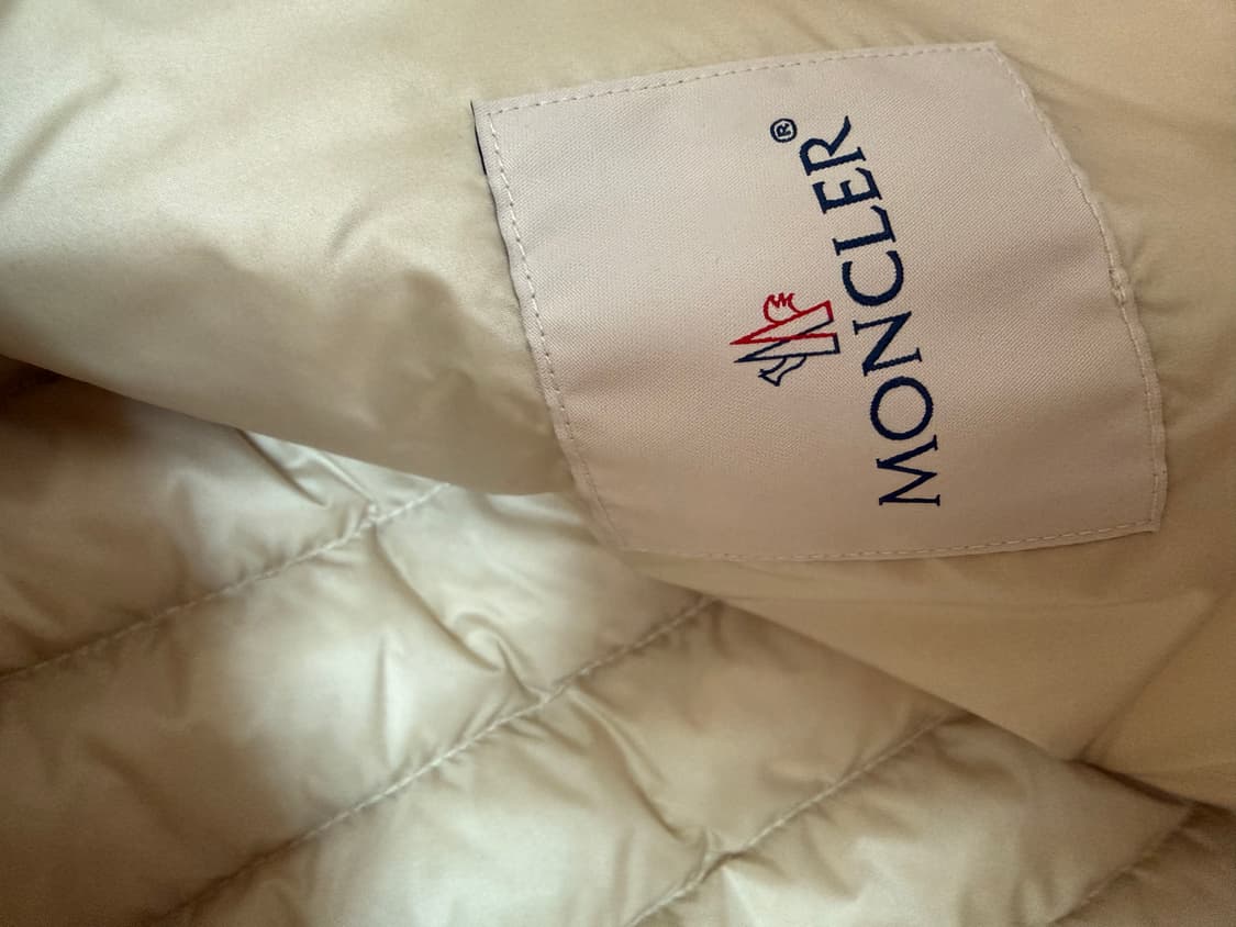 몽클레어 정품 새제품 오레돈 경량패딩 상품이미지7