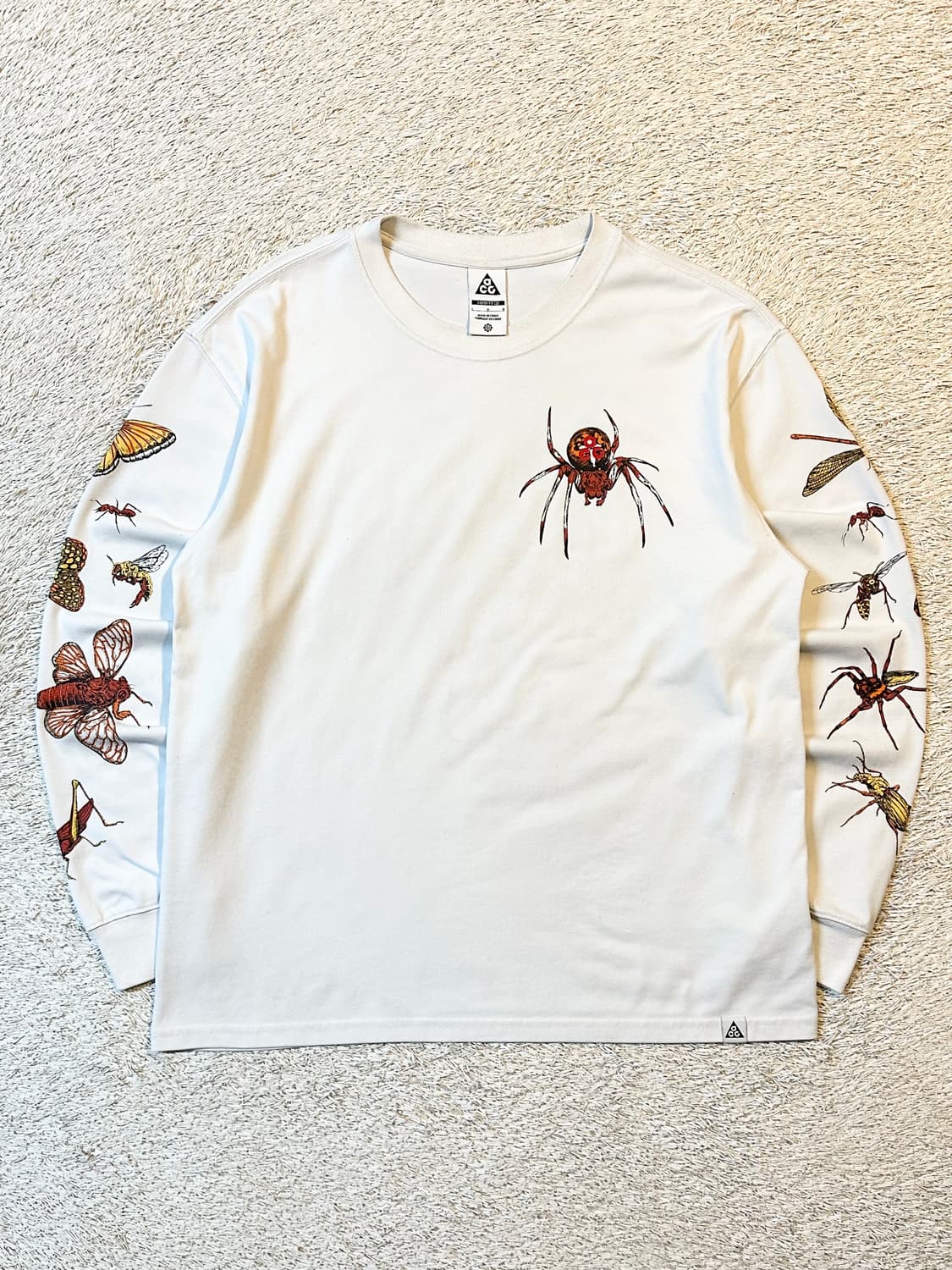 나이키 ACG 신형 인섹트 롱슬리브 긴팔 서밋 화이트 상품이미지1