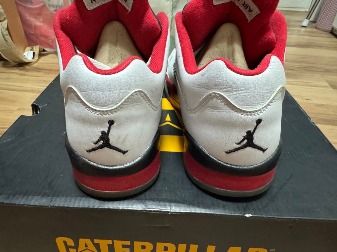 에어조던5로우 파이어레드 상품이미지3