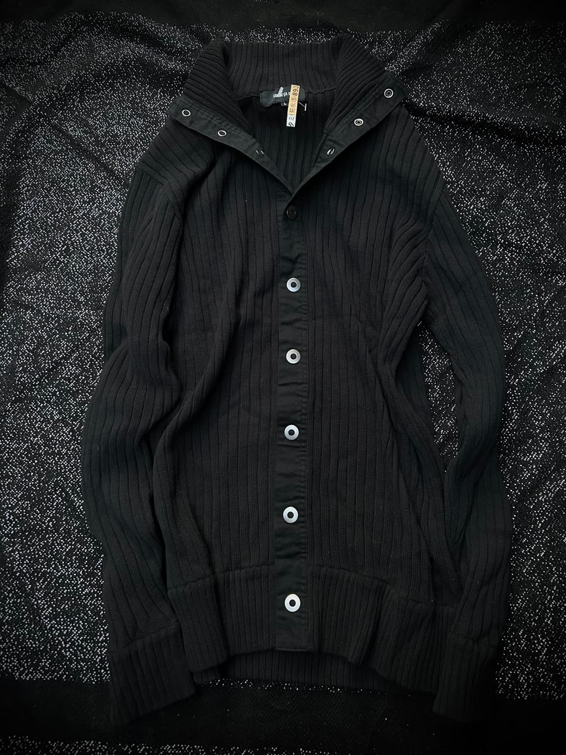 Comme ca ism 블랙 스트라이프 버튼 니트 가디건  상품이미지1