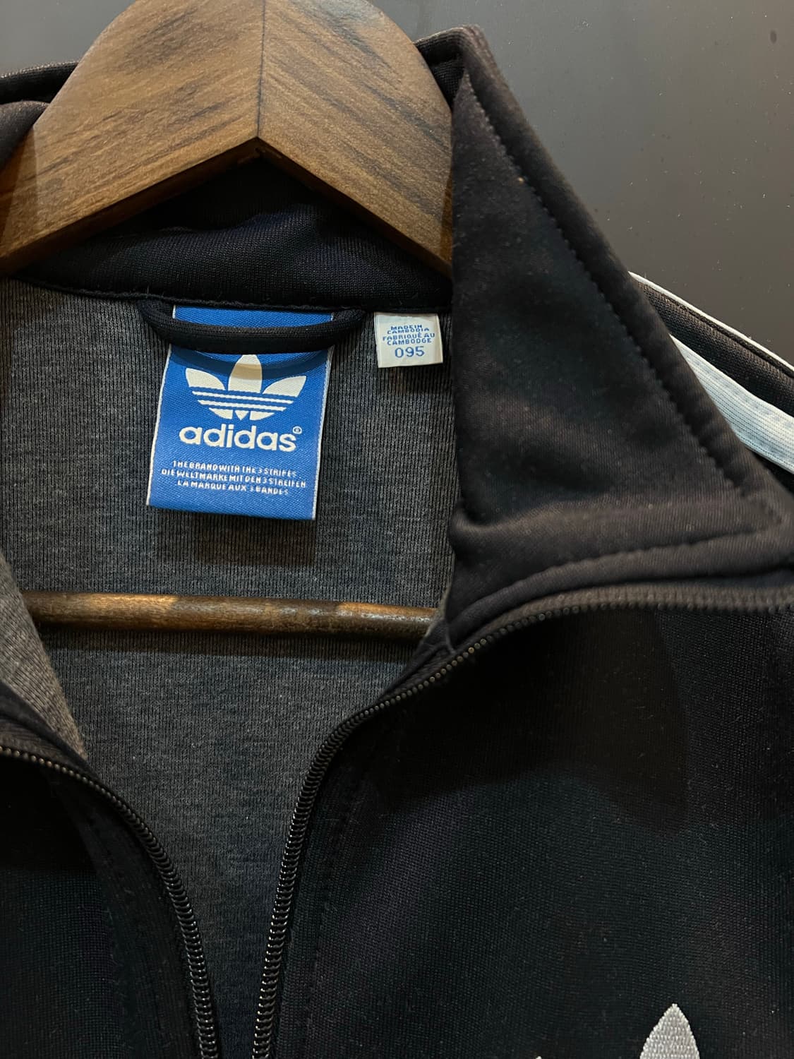 아디다스 유로파 져지 트랙탑 네이비 스카이블루 상품이미지3