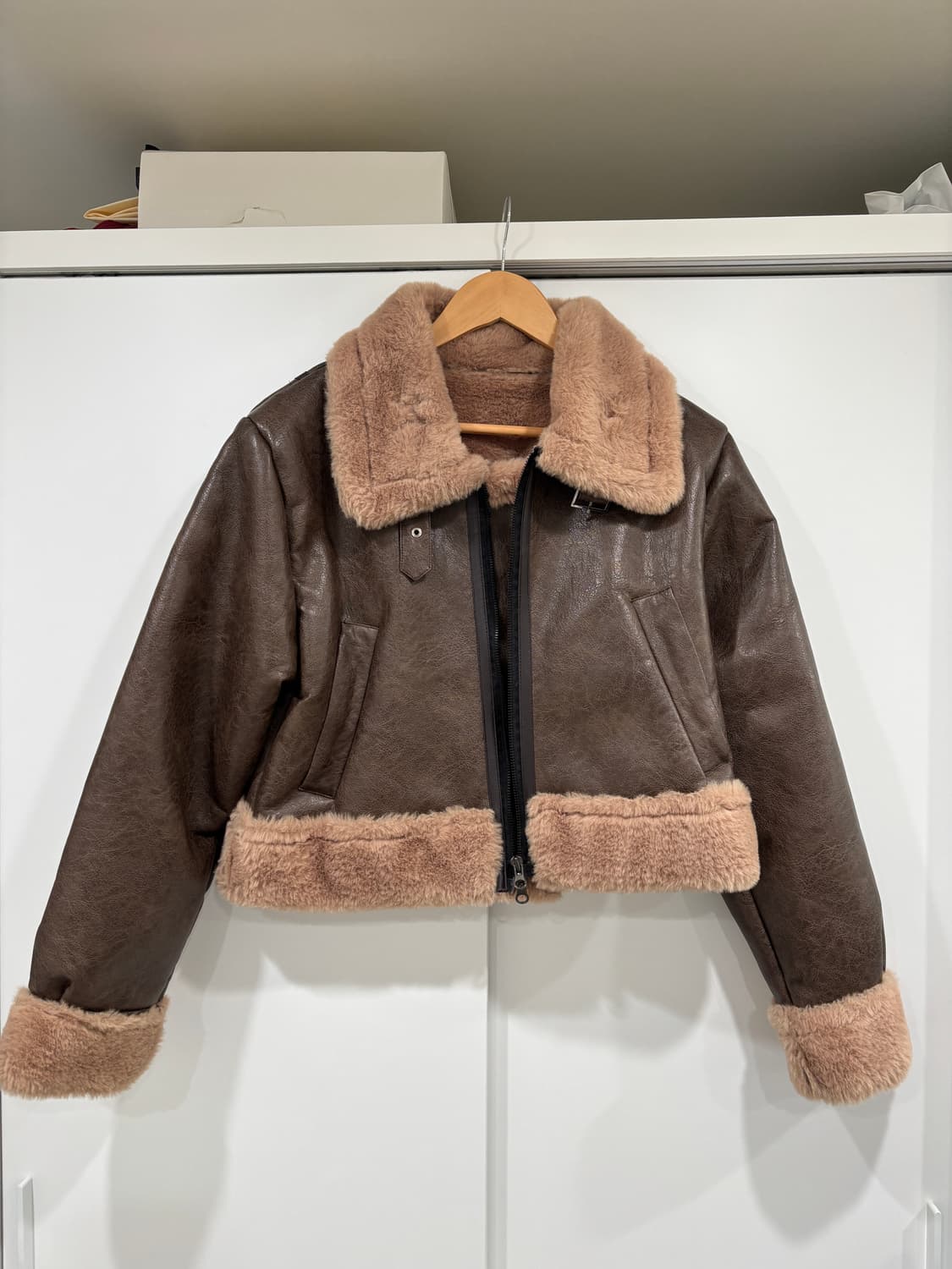 보헤미안서울 무스탕 브라운 21fw 상품이미지2