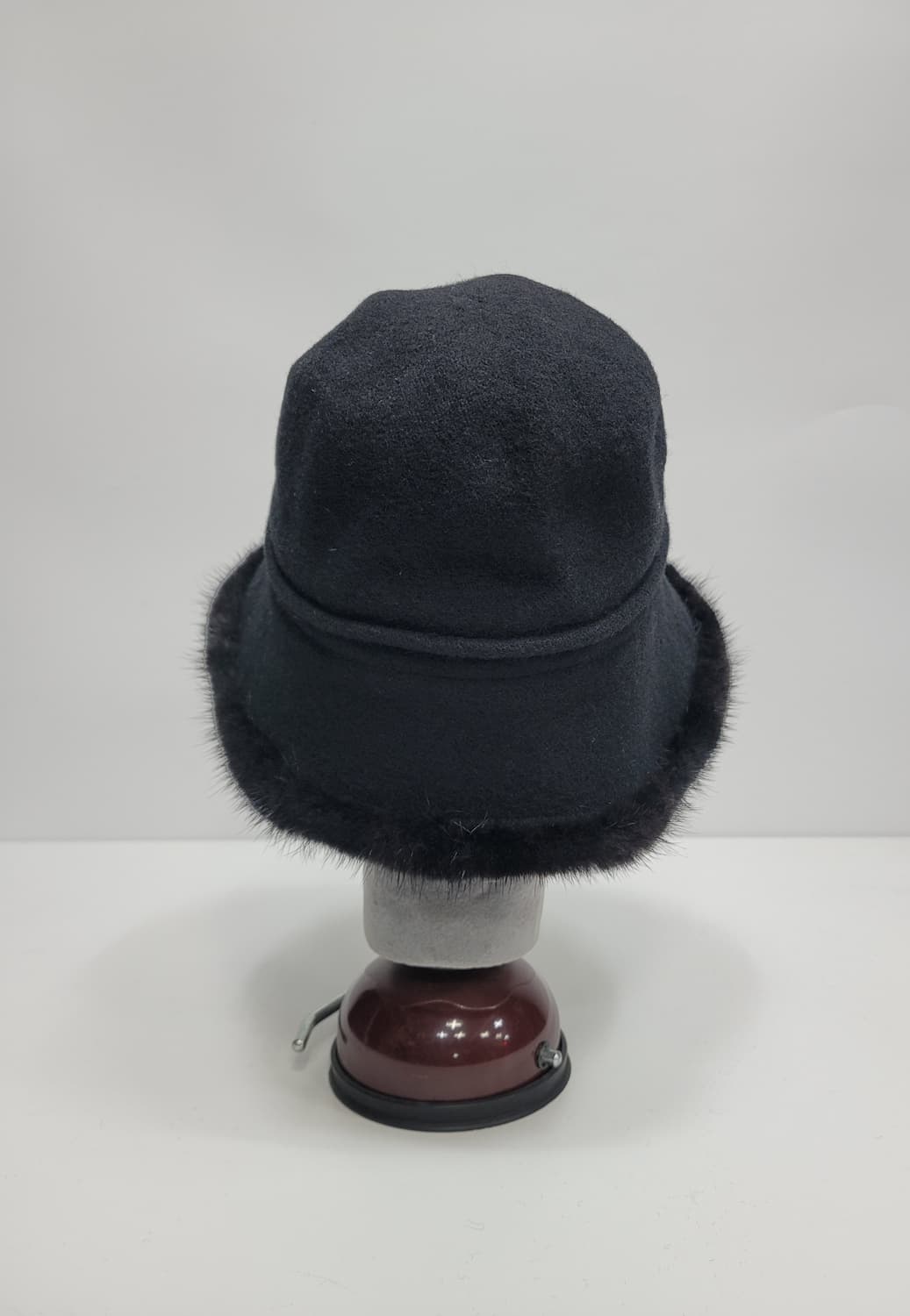 이상봉 밍크 배색 버킷햇 벙거지 모자 / 여 FREE 블랙
 상품이미지3