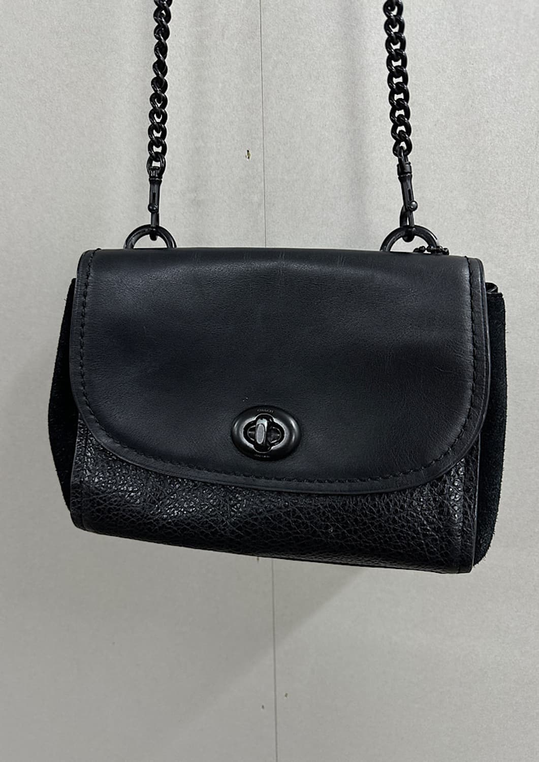 코치 미니 크로스백  상품이미지1