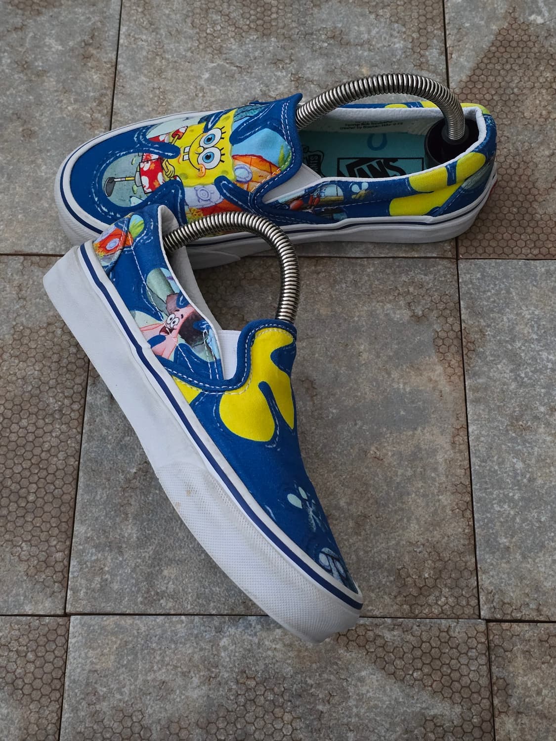 (225)반스 스폰지밥 클래식 슬립온 알로하밥 상품이미지4