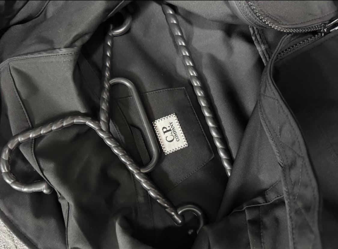 C.P. 컴퍼니 쉘-R 고글 자켓 블랙 - 23SS M사이즈 상품이미지5