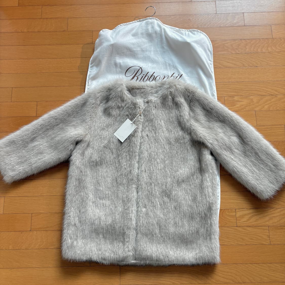 리본빛 Jade Fur Coat - Ivory 상품이미지4