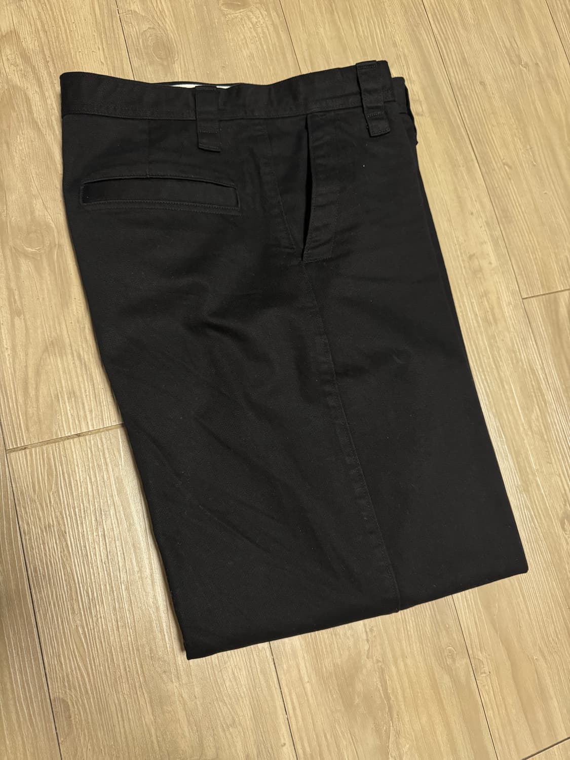 유니클로 U 와이드핏 치노 / 블랙 82 ( 32-34 ) 상품이미지2