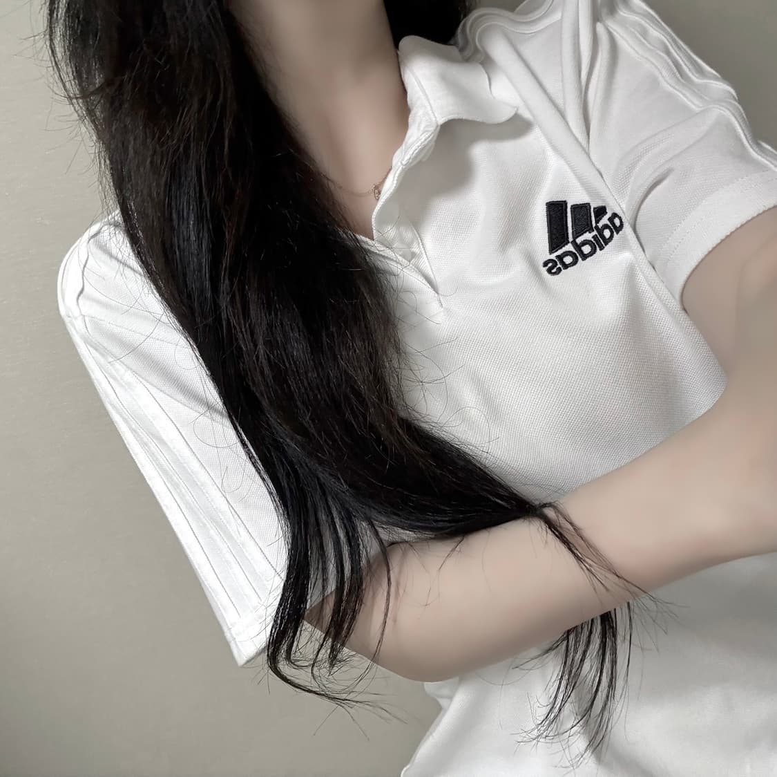 아디다스 화이트 삼선 카라반팔티 상품이미지1
