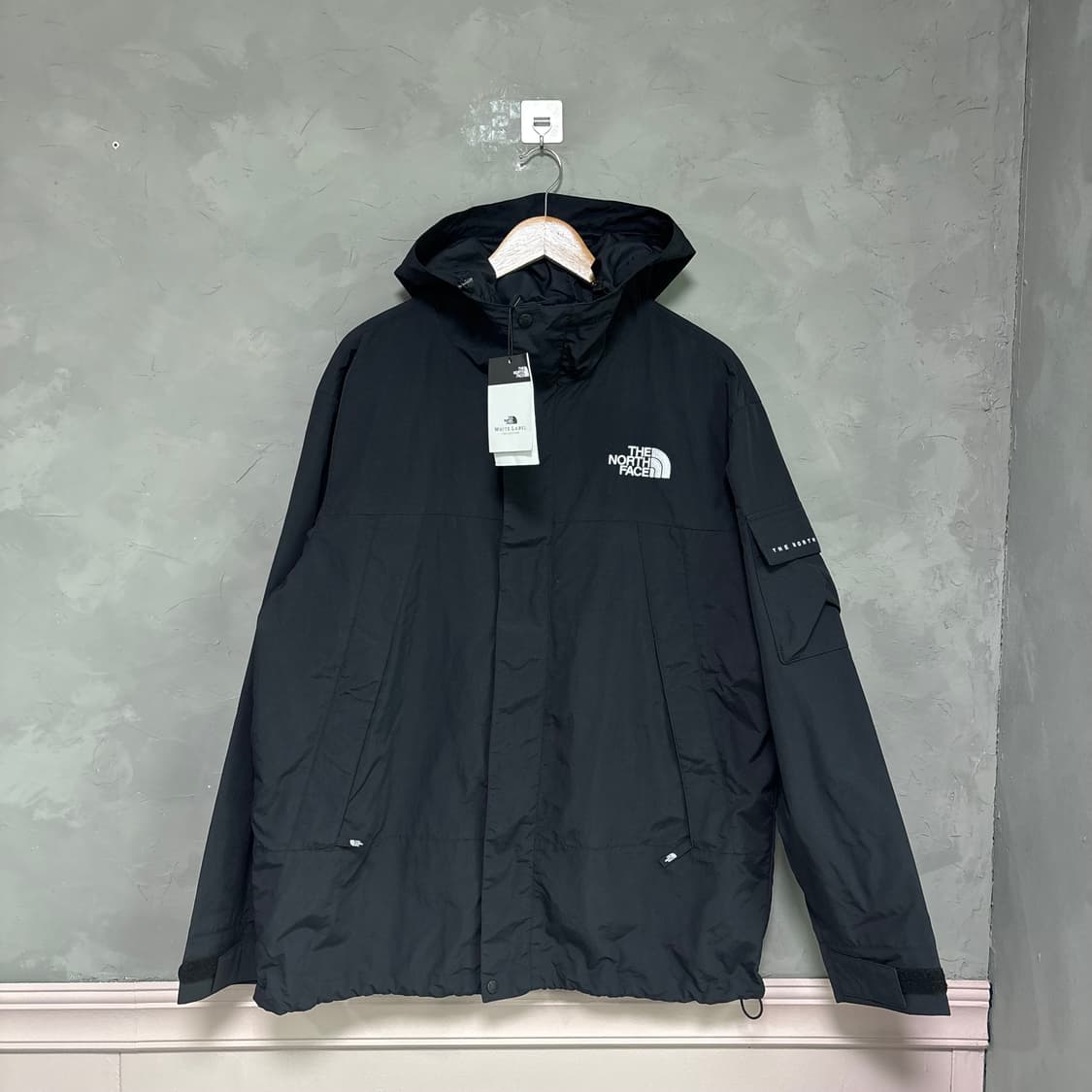 새상품 노스페이스 화이트 라벨 맨톤 자켓 바람막이 상품이미지1