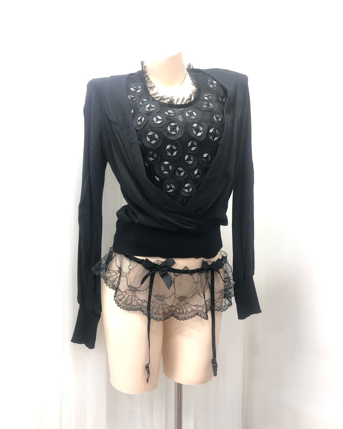 black loose cross knit top  상품이미지5