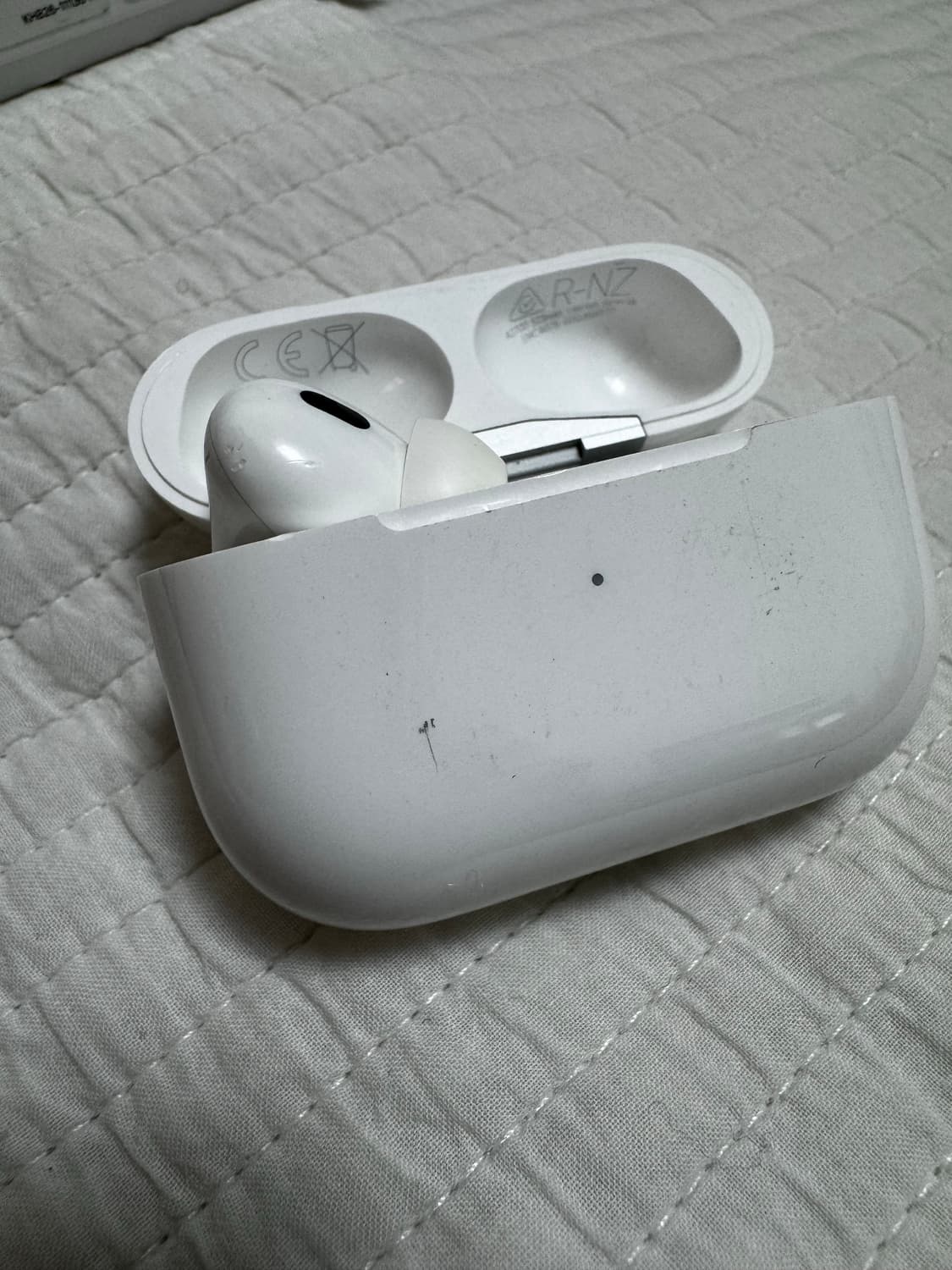 급처)에어팟 프로2세대 본체+왼쪽 유닛 상품이미지5