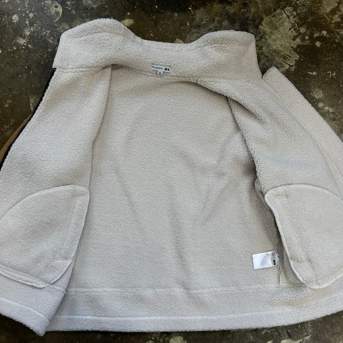 100) 유니클로 X JW앤더슨 콜라보 무스탕 자켓 상품이미지6