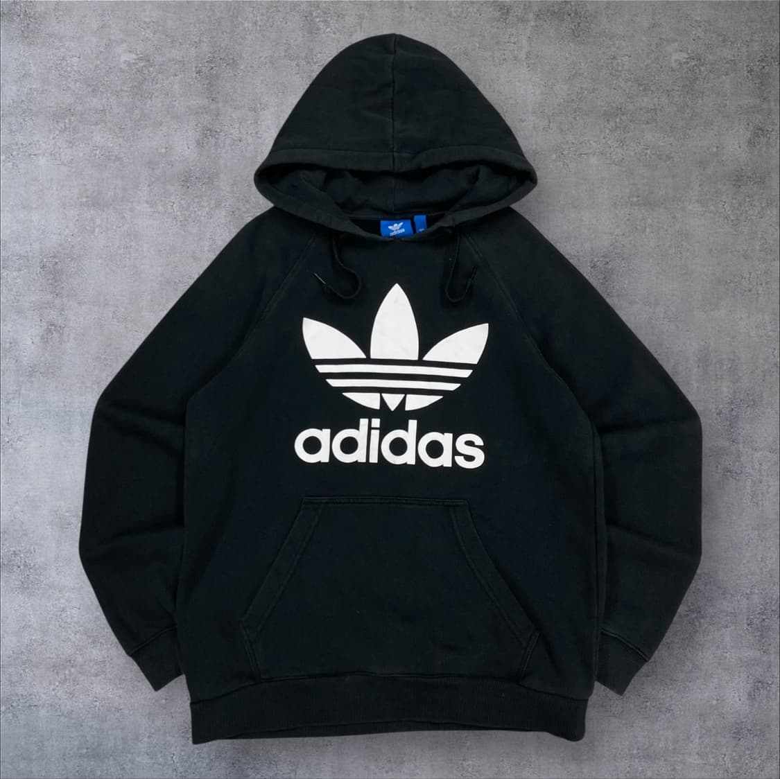 아디다스 블랙 컬러 불꽃 빅로고 후드티 상품이미지1