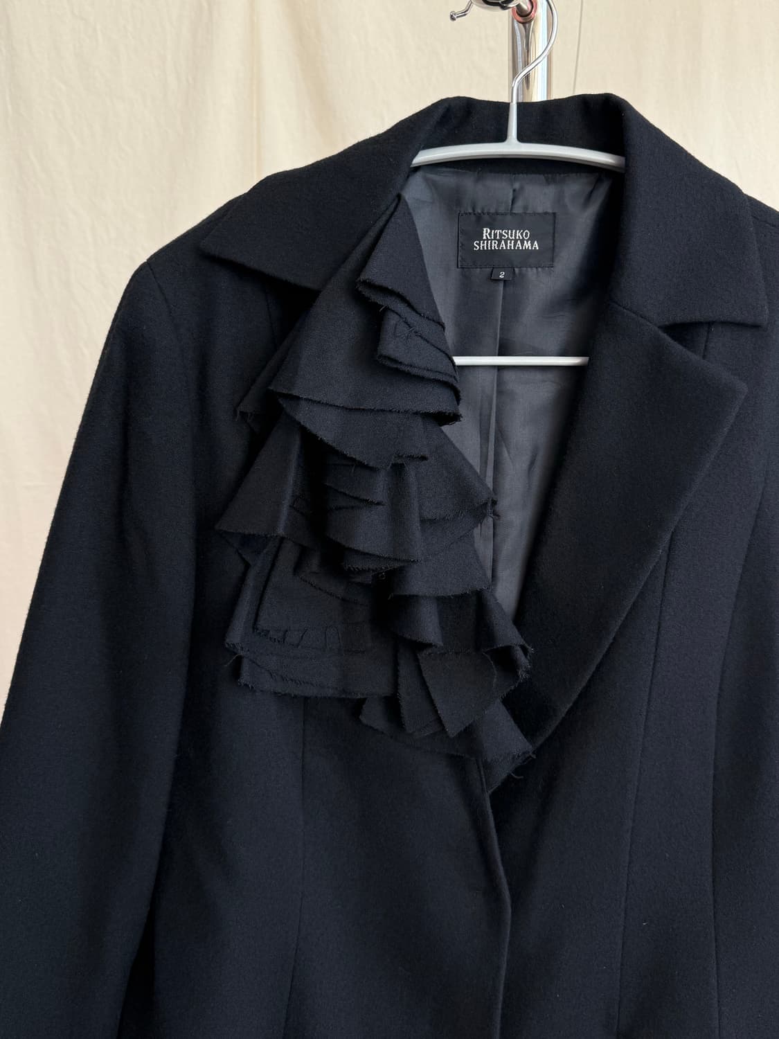 Ritsuko Shirahama 비대칭 러플 울 블레이저 상품이미지3