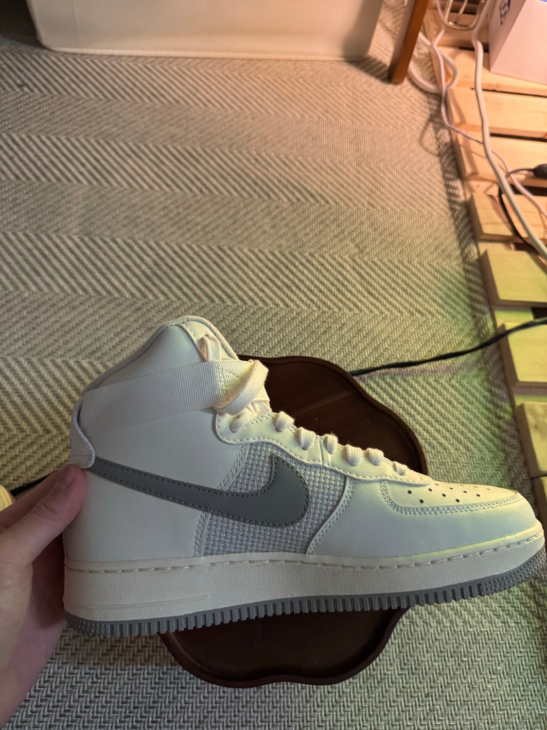 나이키 에어포스 1 하이 '07 LV8 빈티지 세일 상품이미지5