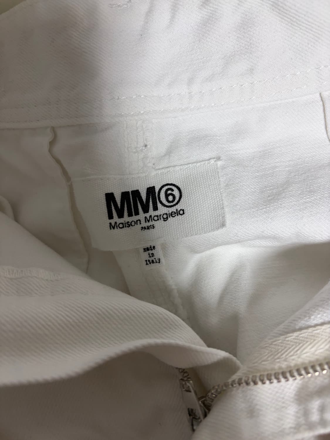 MM6 메종 마르지엘라 화이트 하이웨스트 부츠컷 상품이미지4