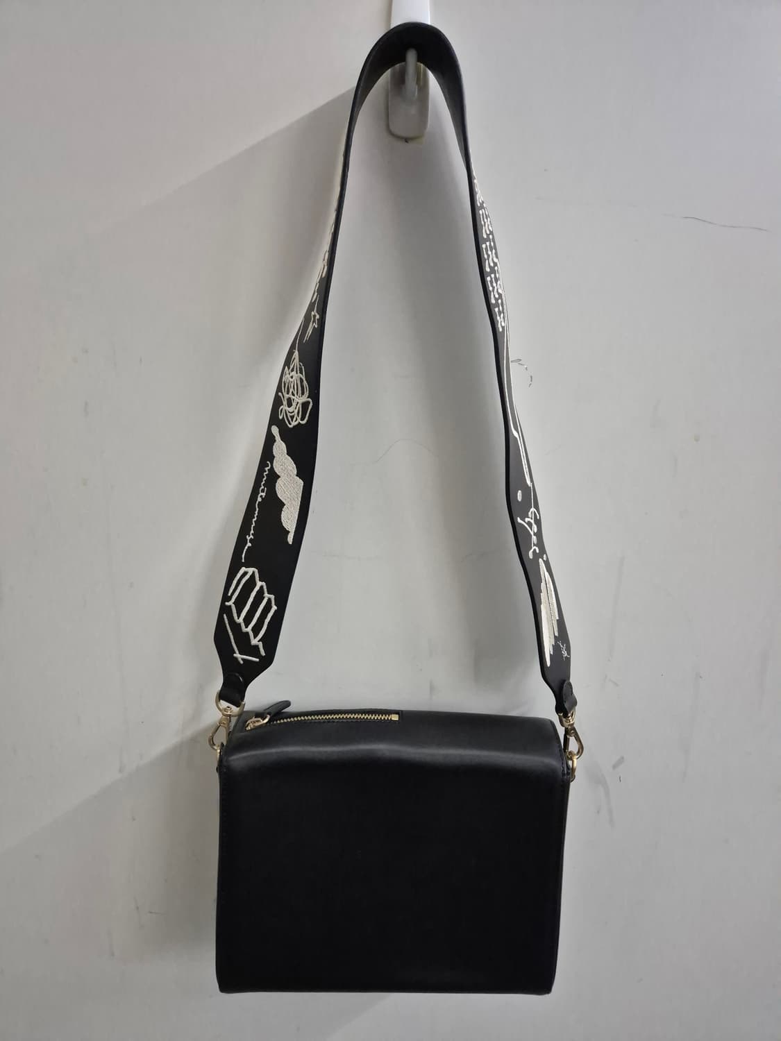 AMUSE 크로스백 상품이미지1