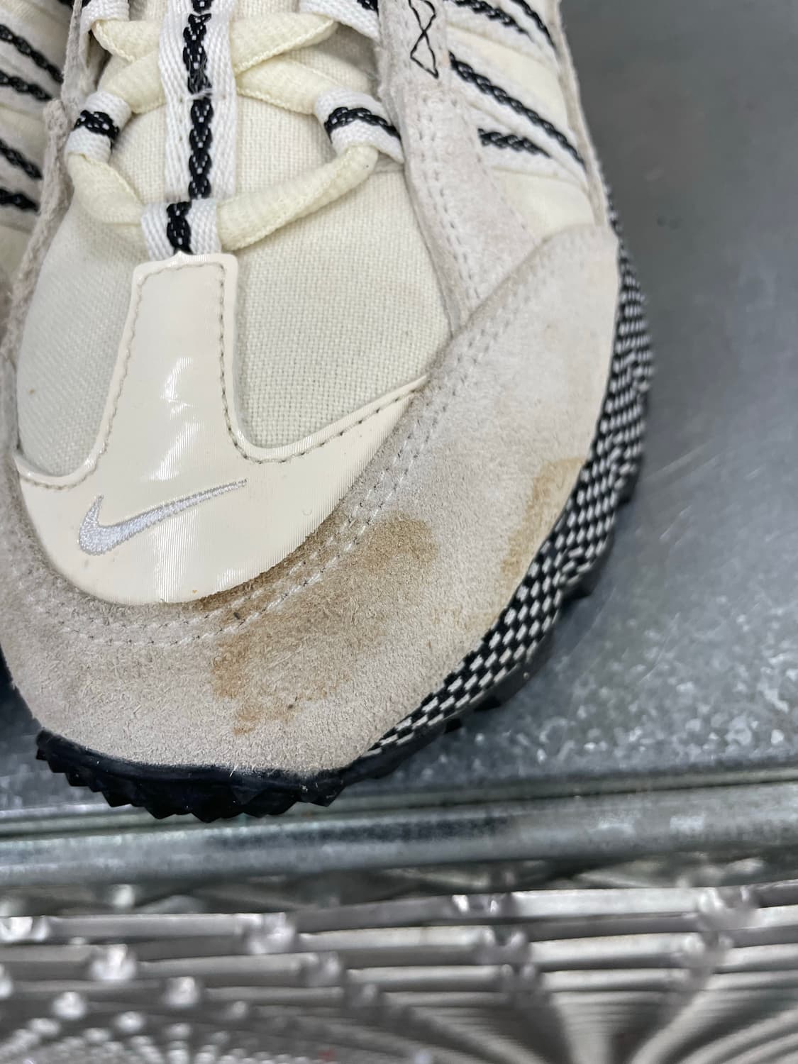 나이키 에어 휴마라 페일 아이보리 블랙 245 상품이미지7