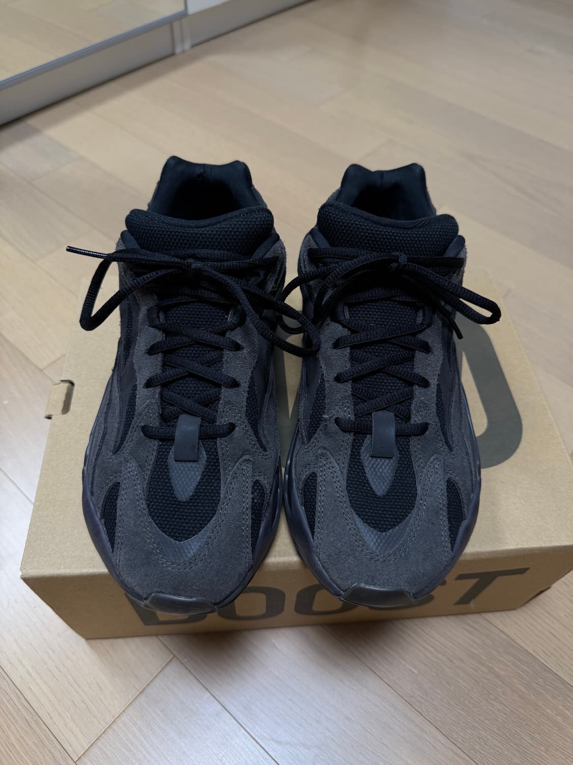 이지 부스트 700 V2 반타 상품이미지5