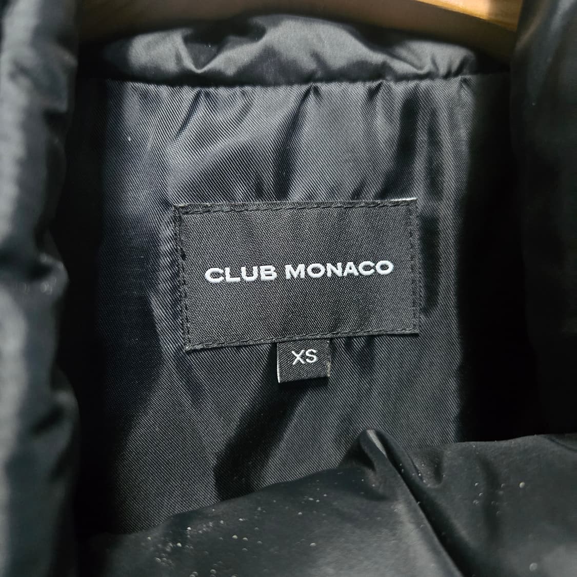 클럽모나코 블랙 패딩 조끼  상품이미지4