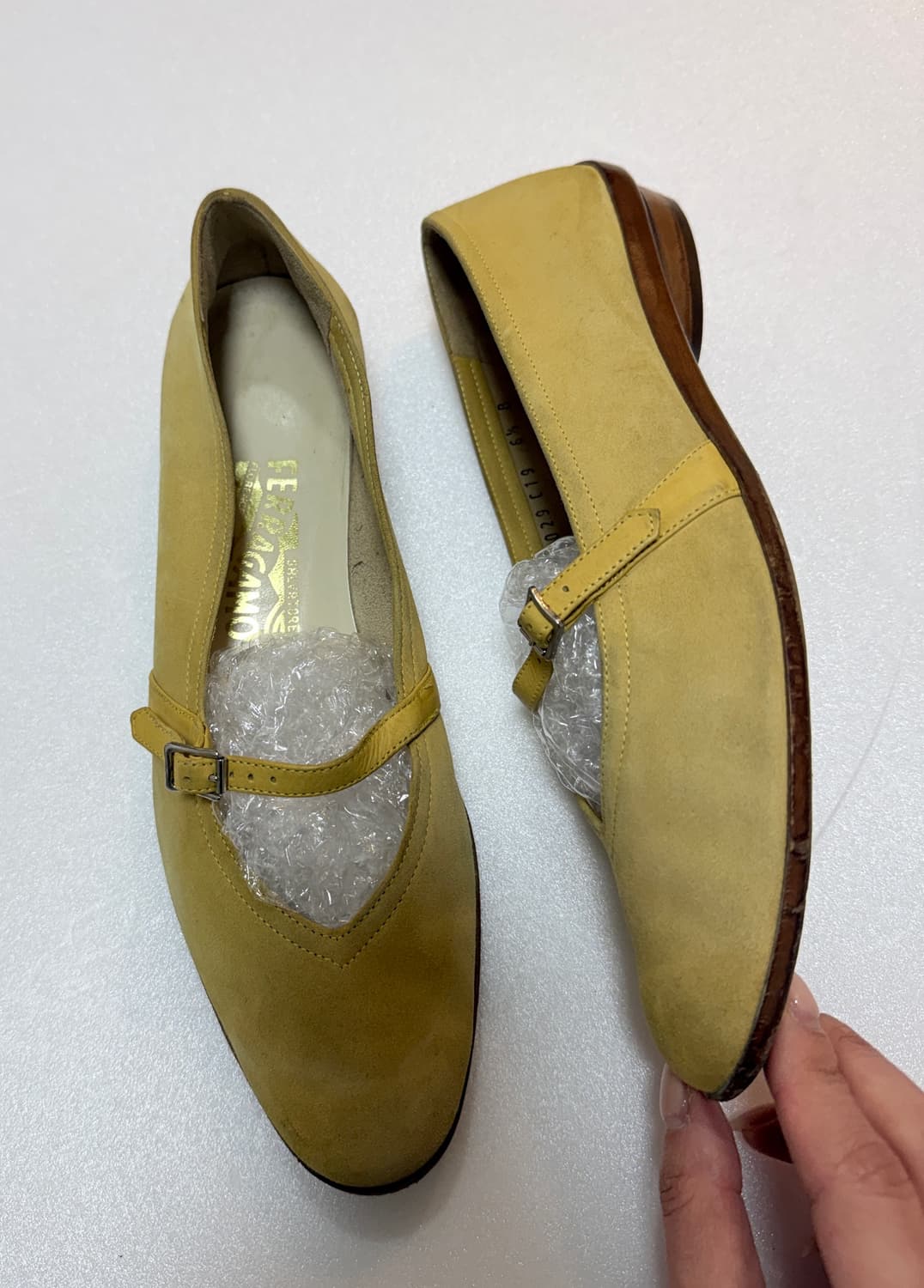 페라가모(Salvatore Ferragamo)메리제인 스웨이드 플랫슈즈 상품이미지2