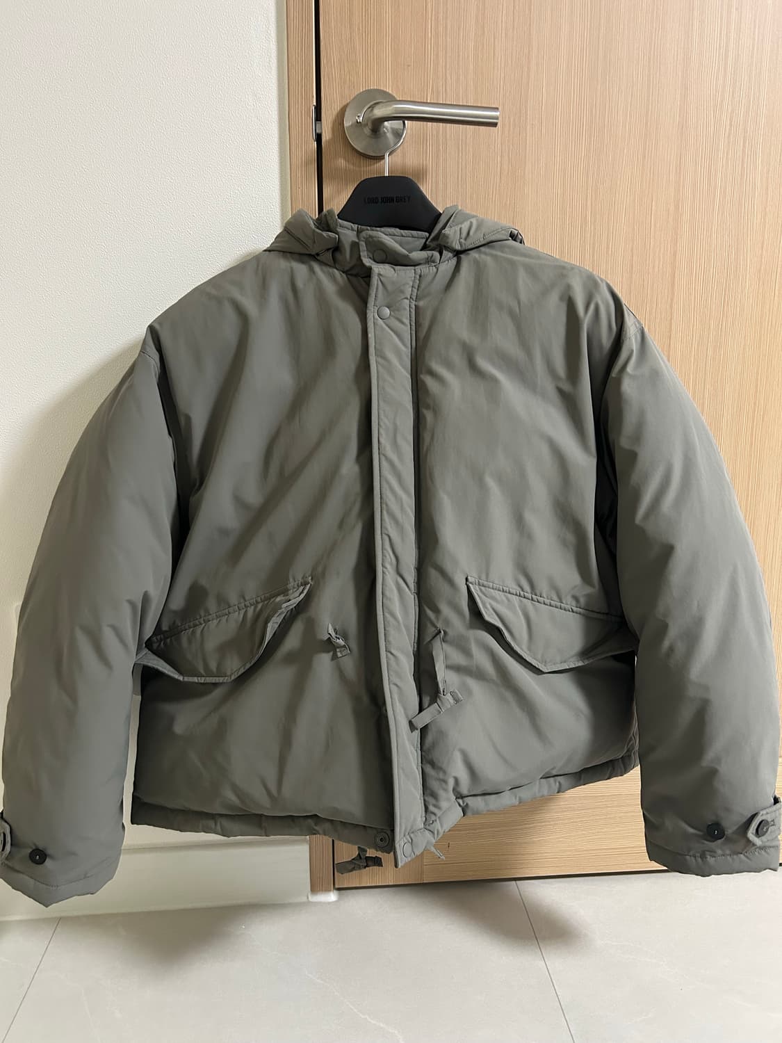 로드존그레이 패딩 m 상품이미지3