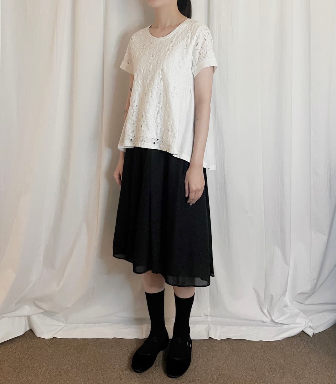 Punching Cotton Peplum Tee - White 상품이미지3