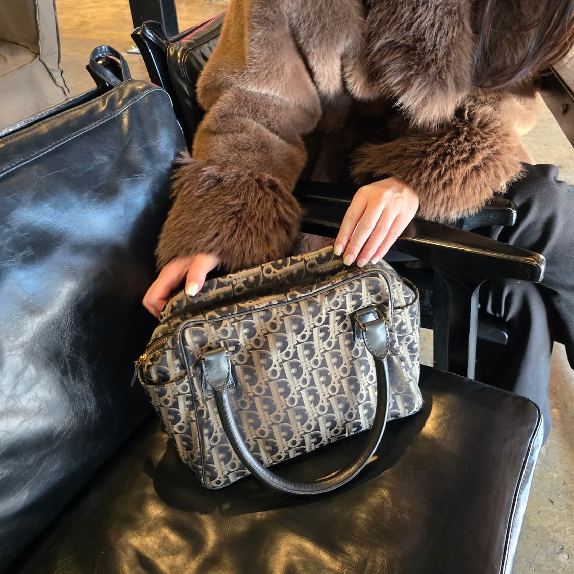 디올 오블리크 보스턴백 상품이미지1