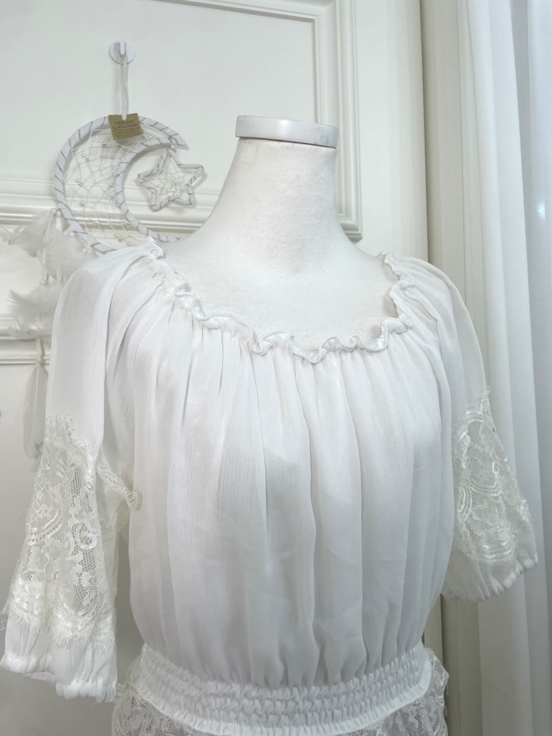 white lace trim off-shoulder blouse 상품이미지7