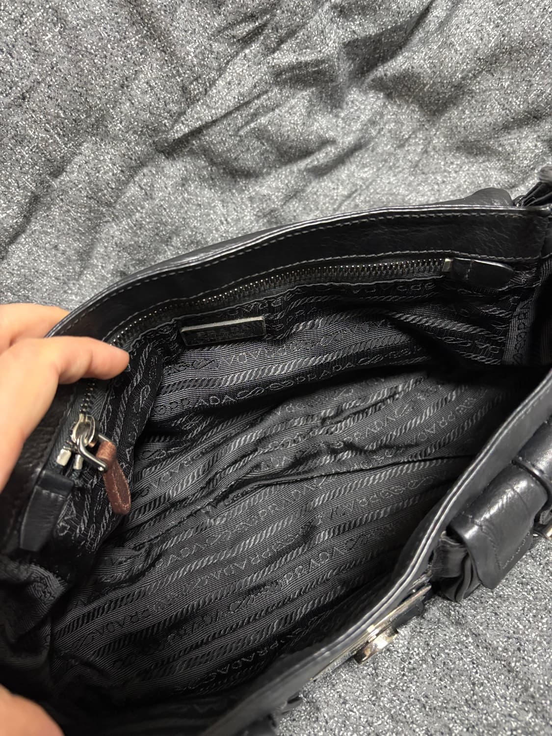 프라다 레더 투포켓 숄더백 상품이미지3