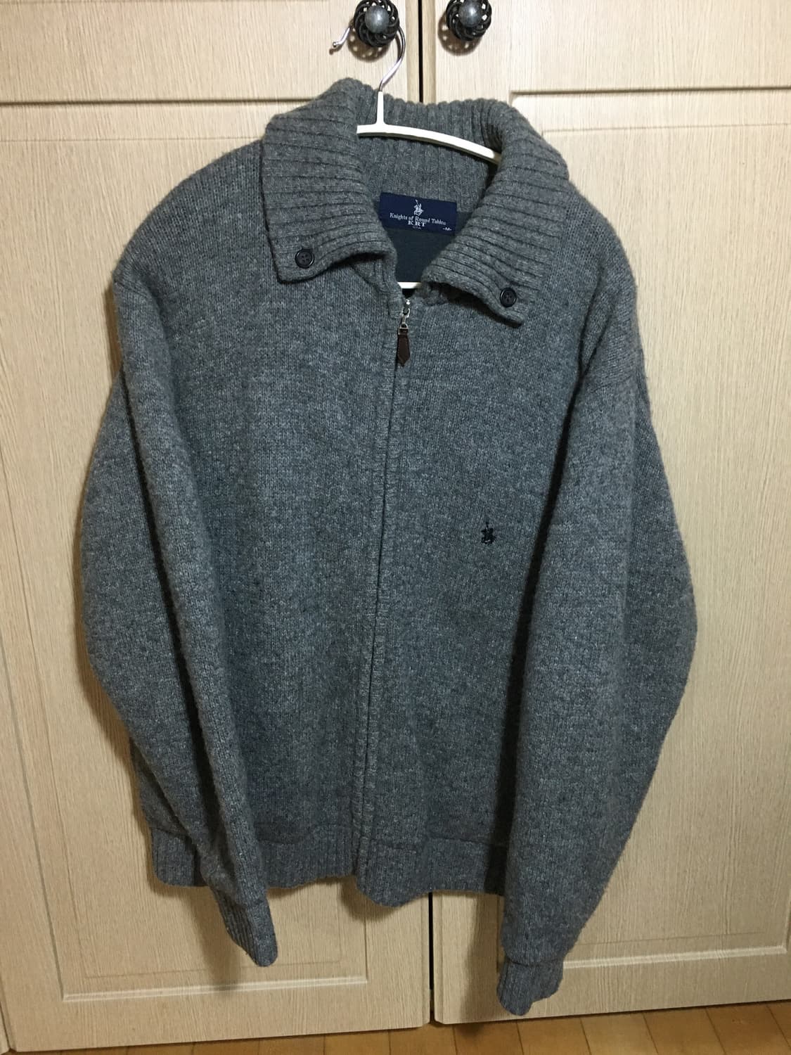 knight of round table KRT 니트 집업 상품이미지1