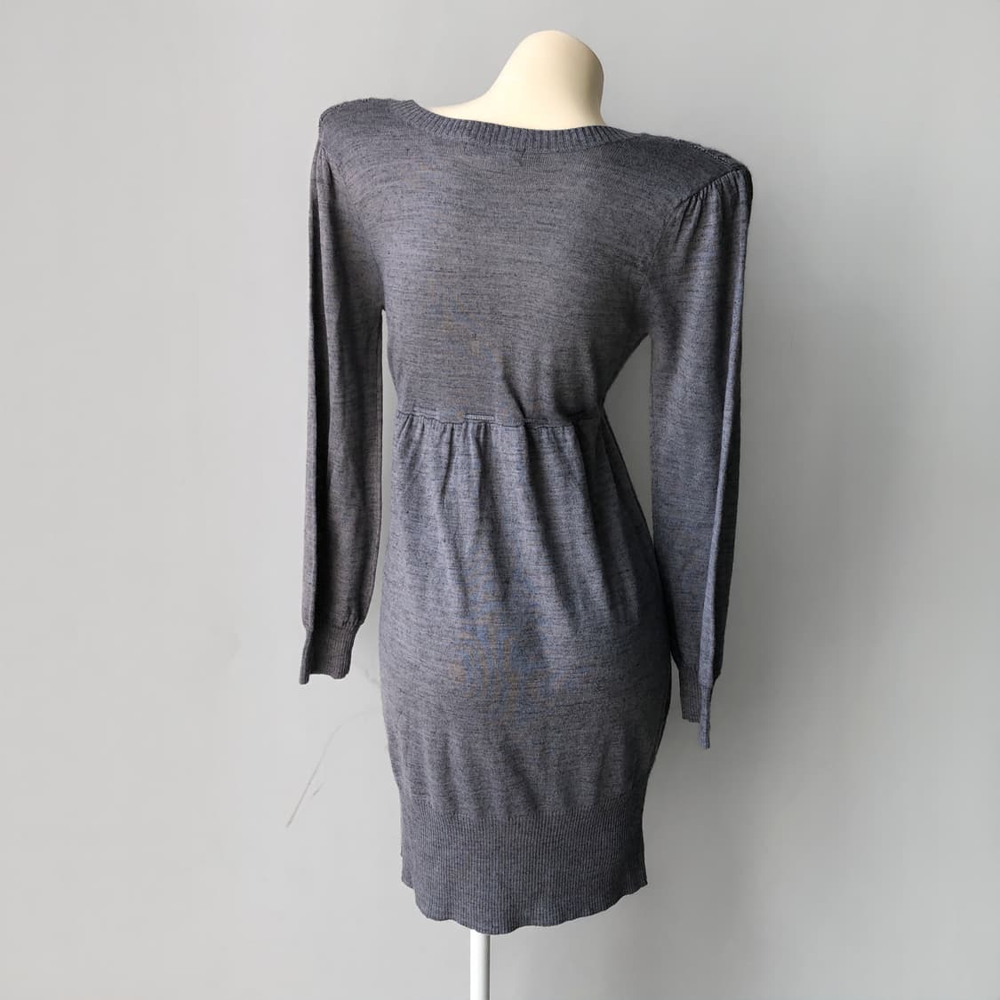 그레이 트위스트 리본 롱 니트 원피스 상품이미지3