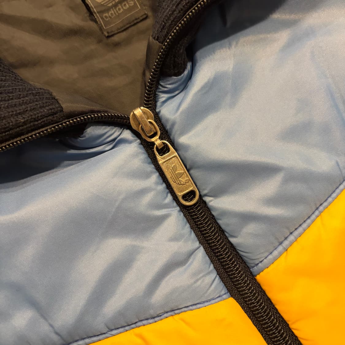 00s 아디다스 3선 빅로고 패딩 자켓 블랙/옐로우 C995 상품이미지5