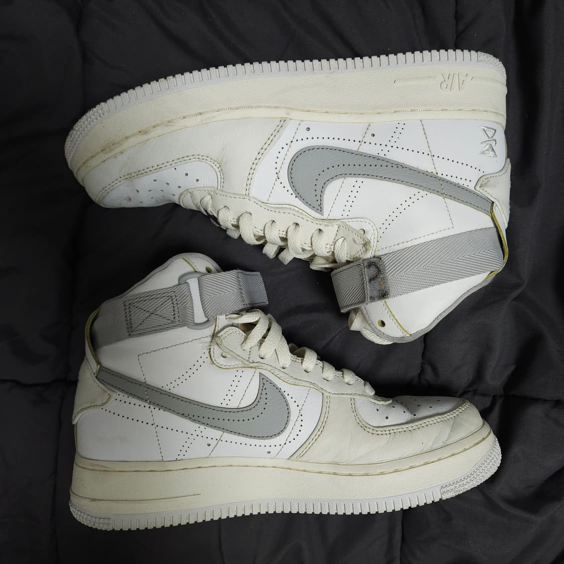 260 ) 나이키 에어포스1 하이 흰/회색 상품이미지4