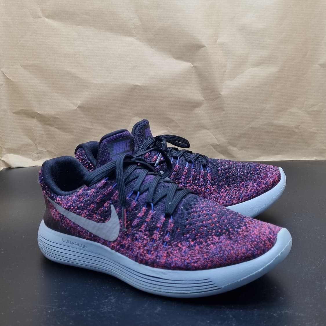 나이키 루나 에픽로우 플라이니트2 240 상품이미지1