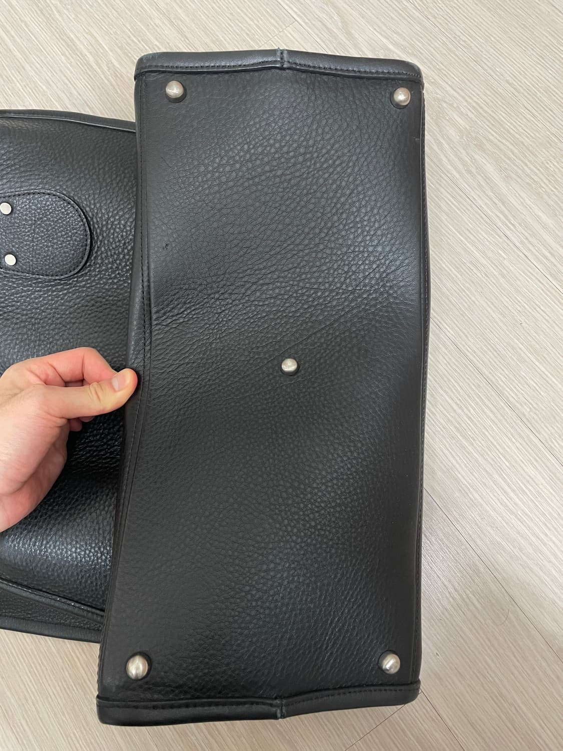 이얼즈어고 레더 토트백 상품이미지3