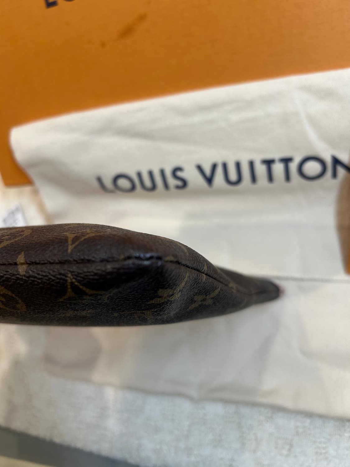 [정품/중고] 루이비통 모노그램 데일리 파우치 상품이미지6