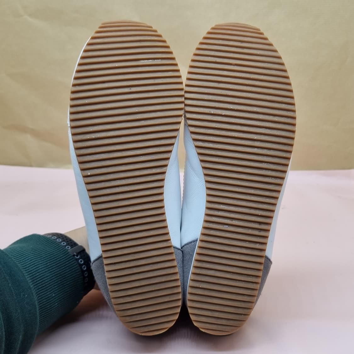 슈콤마보니 여성스니커즈245 상품이미지3