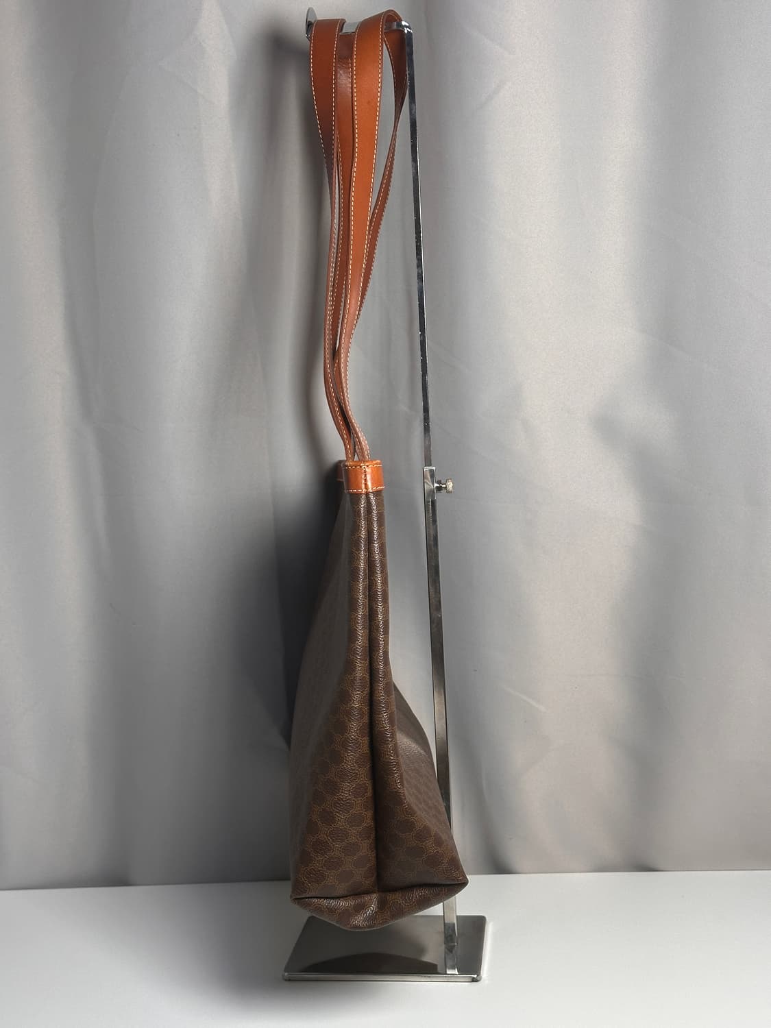 셀린느 마카담 브라운 PVC & 가죽 쇼퍼백 상품이미지2