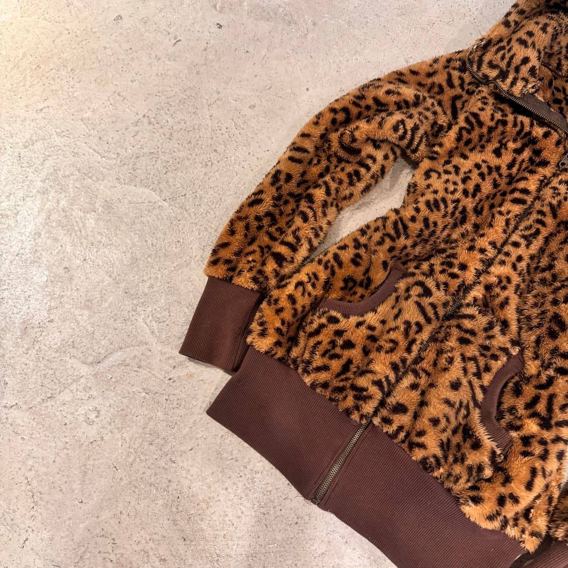 네코미미 레오파드 후드집업 상품이미지3