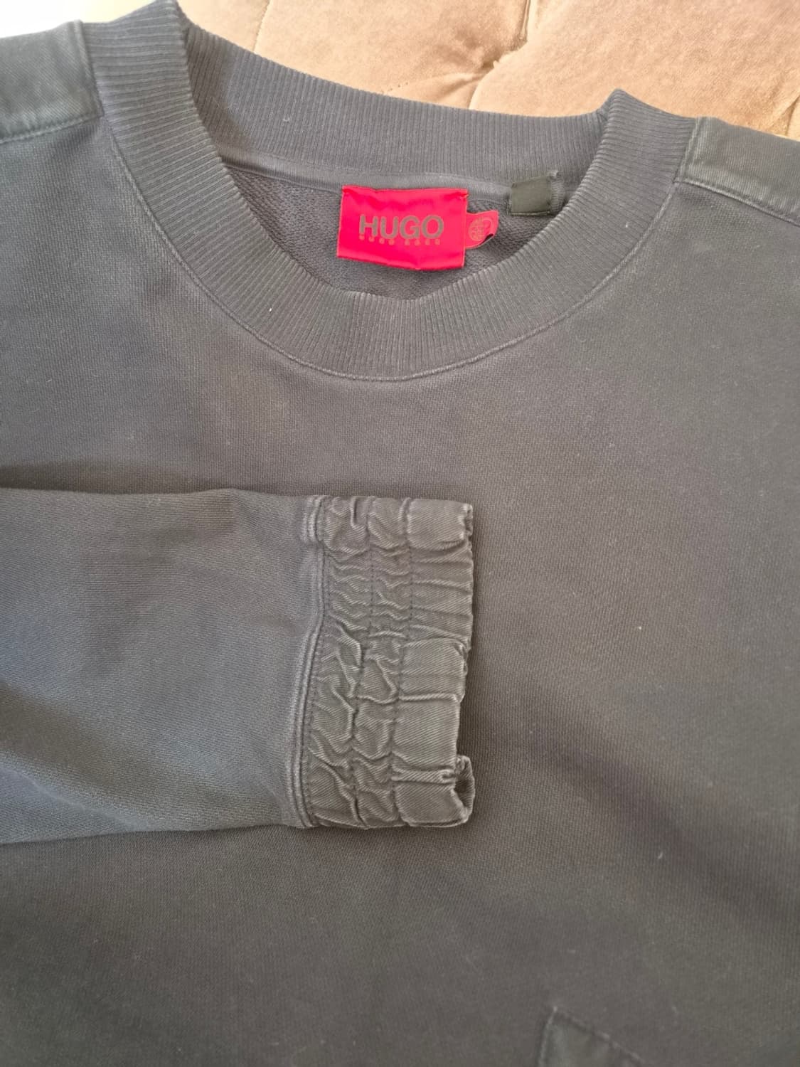 휴고보스 남성 맨투맨 티셔츠 상품이미지4